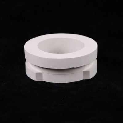 ความแข็งแรงเชิงกล 200 ถึง 300 MPa เซรามิกมัลไลต์ทนอุณหภูมิสูง องค์ประกอบทางเคมี 3Al2O3 2SiO2 เหมาะสำหรับงานอุตสาหกรรม