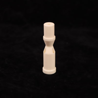 อัลลูมิเนียมอ๊อกไซด์สีขาว เซรามิก ความแข็งแรงในการดึง 200-400 MPa ความแข็ง 9 โมห์สําหรับอุตสาหกรรมในสภาพแวดล้อมที่รุนแรง